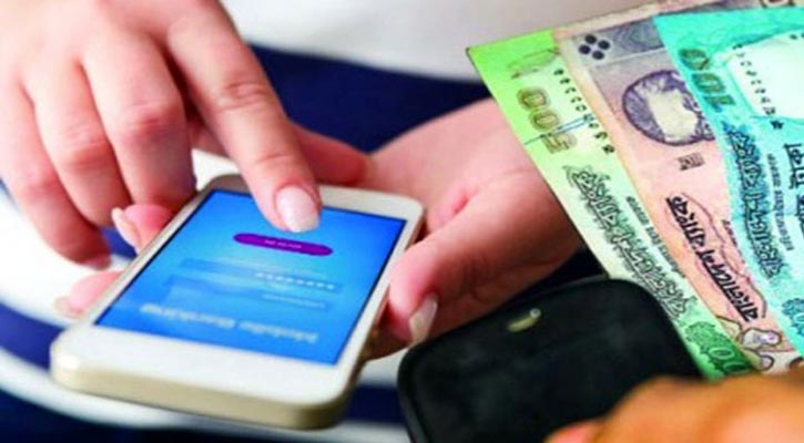 বাড়ছে মোবাইল ব্যাংকিংয়ে সেবামূল্য পরিশোধ