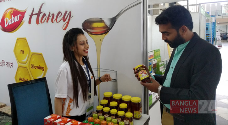 ন্যাচারাল প্রোডাক্টস এক্সপোতে পণ্য কিনলেই ছাড়     