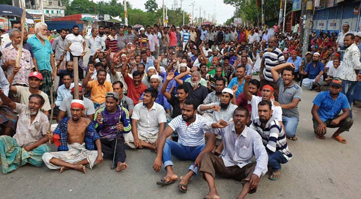 খুলনায় রাষ্ট্রায়ত্ত পাটকল শ্রমিকদের রাজপথ-রেলপথ অবরোধ