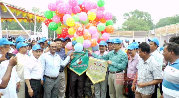 পাবনায় নজরুল সম্মেলন ও বইমেলা শুরু