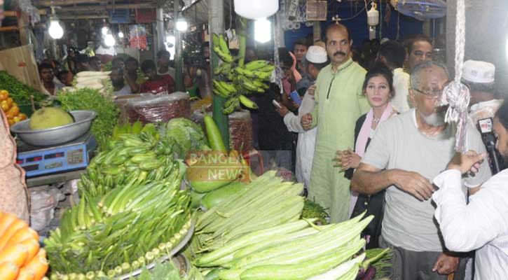 ১ মিনিটে মরিচের ঝাল কমলো কেজিতে ৩৮ টাকা!