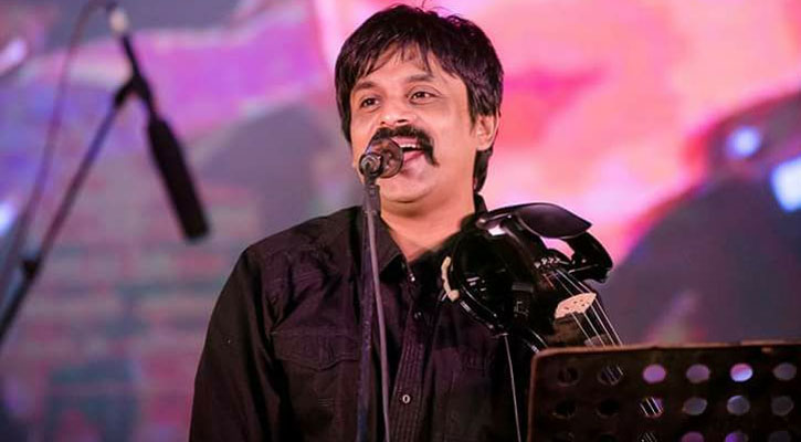 ‘২২ শে এপ্রিল’-এ পিন্টু ঘোষের গান