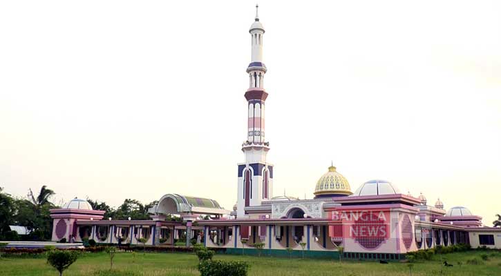 ঈদের ছুটিতে ঘুরে আসুন গুঠিয়া বায়তুল আমান জামে মসজিদ