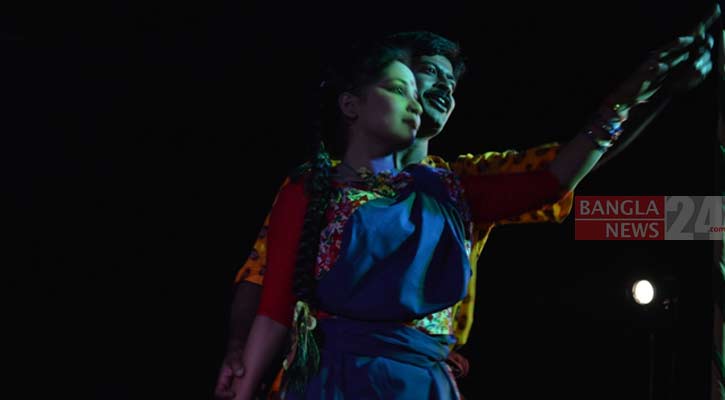 নতুন আঙ্গিকে মঞ্চে লোক নাট্যদলের ‘সোনাই মাধব’