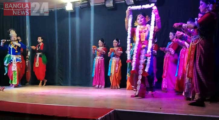 রাজবাড়ীতে রবীন্দ্রনাথের ভানুসিংহের পদাবলী মঞ্চস্থ