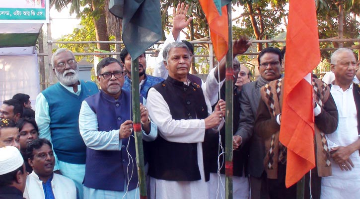 মানিকগঞ্জে শুরু হয়েছে বিজয় মেলা