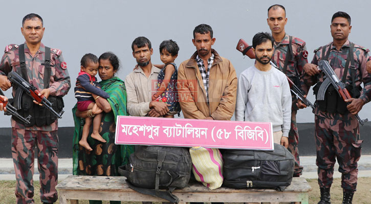 মহেশপুর সীমান্তে নারীসহ আটক ৬