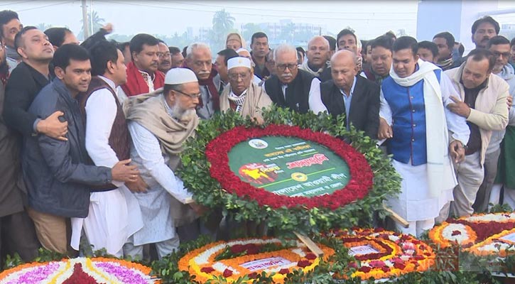 বিজয় দিবসে খুলনায় জাতির শ্রেষ্ঠ সন্তানদের শ্রদ্ধাভরে স্মরণ