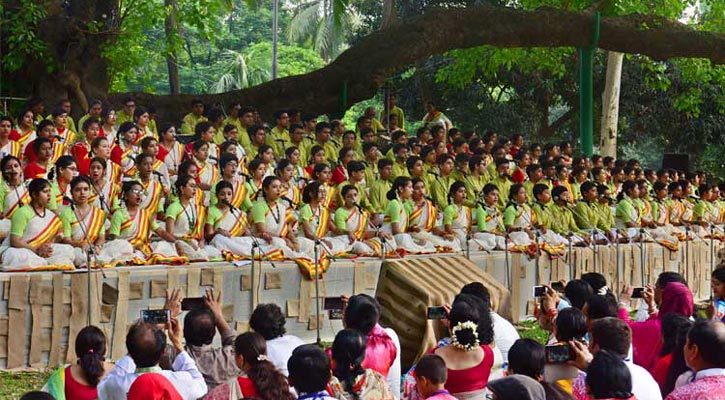 প্রধানমন্ত্রীর আহ্বানে ‘ডিজিটাল’ বর্ষবরণের পরিকল্পনা