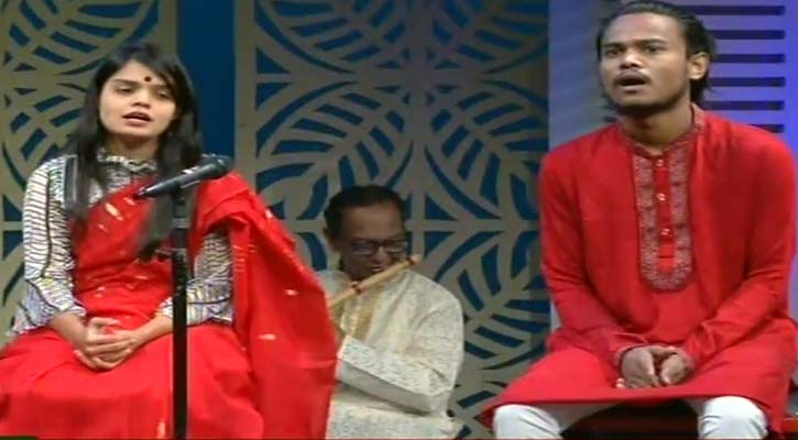 আমি ভয় করবো না ভয় করবো না...