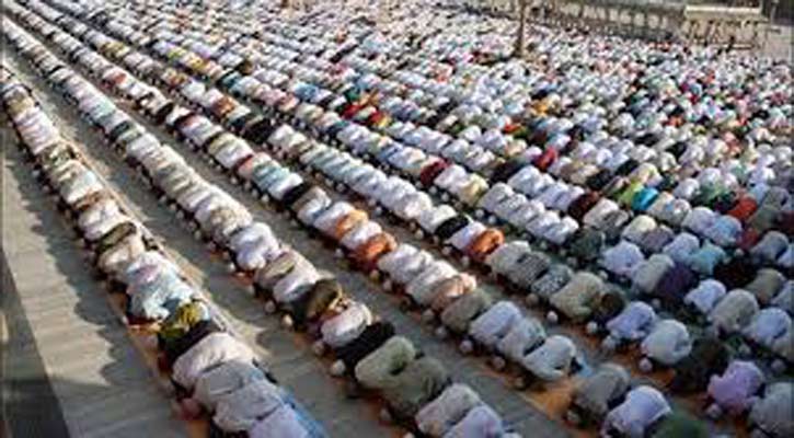 নামাজে কাতার সোজা করতে হয় কেন