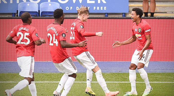 জয়ে চ্যাম্পিয়নস লিগ নিশ্চিত করলো ম্যানইউ-চেলসি