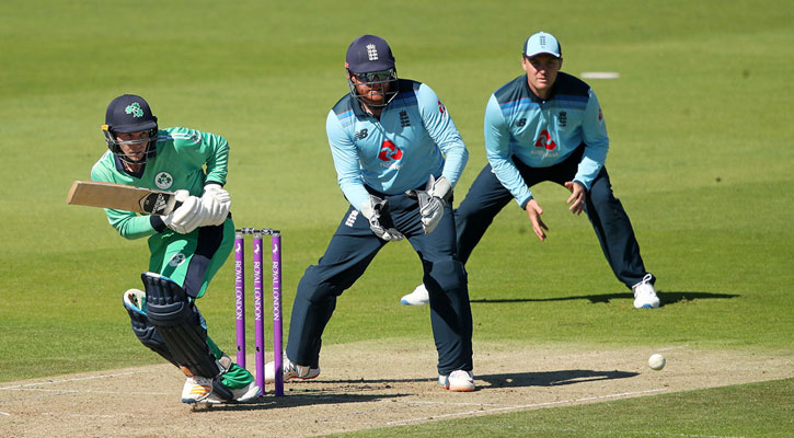 ওয়ানডে লিগের প্রথম ম্যাচে ইংল্যান্ডের দাপুটে জয়