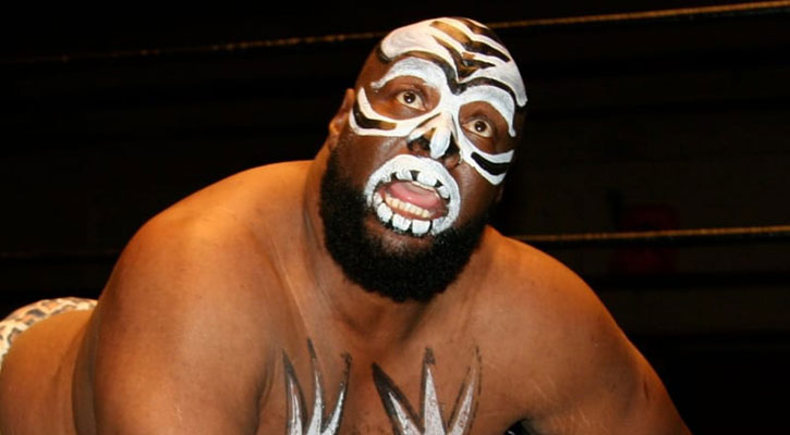 চলে গেলেন রেসলার কামালা