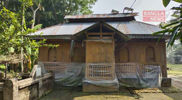 ধ্বংসের দ্বারপ্রান্তে ঐতিহ্যবাহী মমিন মসজিদ (ভিডিও)
