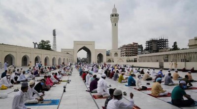 ঈদগাহের পরিবর্তে ঈদের নামাজ হবে মসজিদে