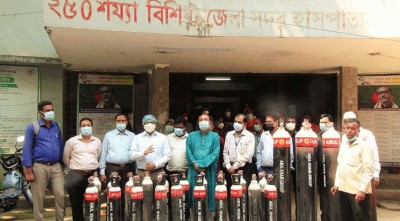 মৌলভীবাজার ২৫০ শয্যা হাসপাতাল পেল ৫০ অক্সিজেন সিলিন্ডার