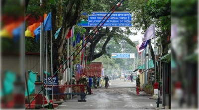 আখাউড়া স্থলবন্দর দিয়ে আসা ভারত ফেরত ২৬ জন করোনা আক্রান্ত