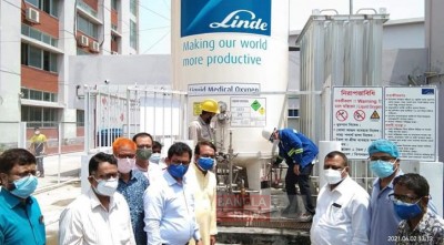 চাঁপাইনবাবগঞ্জ সদর হাসপাতালে অক্সিজেন সিস্টেম চালু