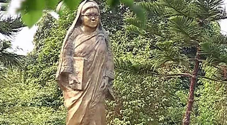 বেগম রোকেয়া দিবস আজ