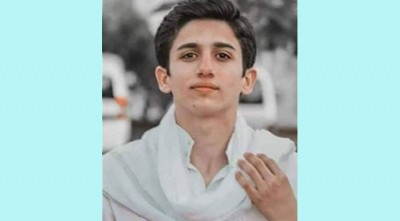 এক রাকাত নামাজেই কোরআন খতম তরুণের