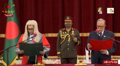 শপথ নিলেন নতুন প্রধান বিচারপতি