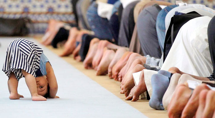 শিশুদের মসজিদে নিয়ে আসার বিধান