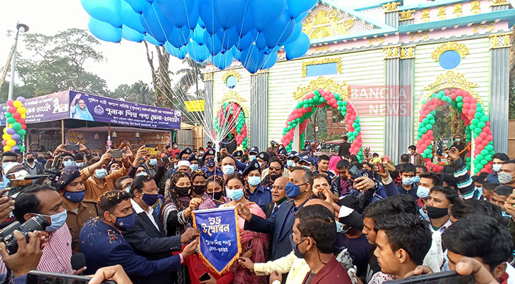 লালমনিরহাটে চলছে পুনাকের শিল্প পণ্য মেলা  