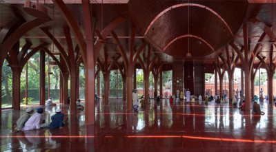 মুসলিম স্থাপত্যের নিদর্শন, পুরস্কৃত কেরানীগঞ্জের লাল মসজিদ 