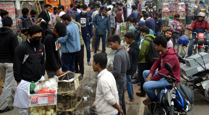 রাজধানীতে ঢিলেঢালা স্বাস্থ্যবিধি