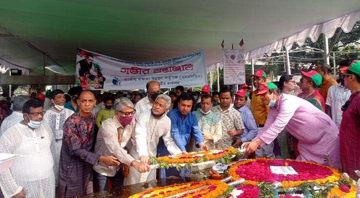 বঙ্গবন্ধুর জন্মবার্ষিকীতে জাসদের শ্রদ্ধা নিবেদন