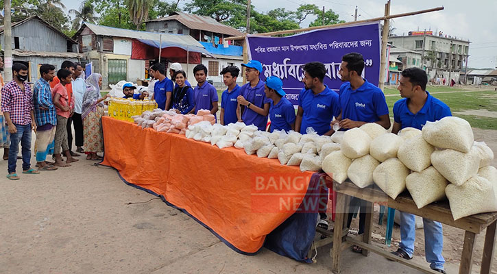 শ্রমজীবীদের জন্য ভর্তুকিতে ইফতার!