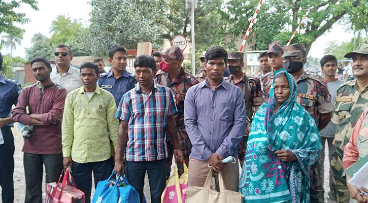 সাজা শেষে নিজ দেশে ফিরলেন ৫ ভারতীয় নাগরিক