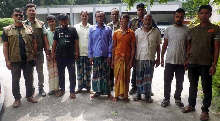 জয়পুরহাটে কিডনি বেচাকেনা চক্রের ৭ সদস্য গ্রেফতার