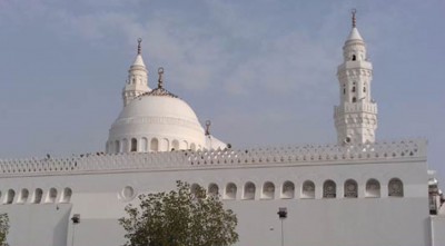 ইতিহাসের সাক্ষী দুই কেবলার মসজিদ