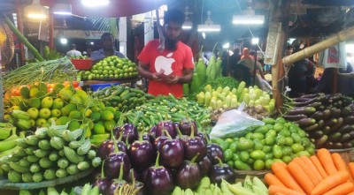 বেড়েছে বাজারের প্রায় সব পণ্যের দাম!
