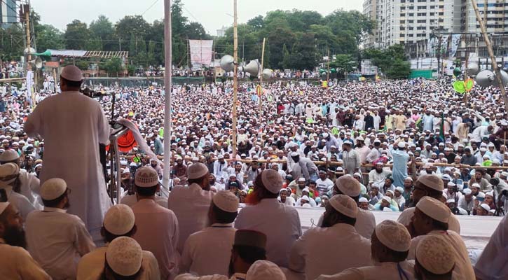 আ. লীগের সবাই দুর্নীতিবাজ নয়: চরমোনাই পীর