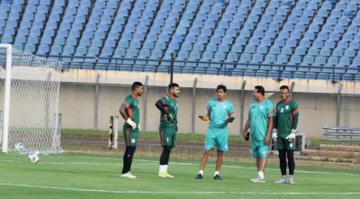 মালয়েশিয়ার ভিসা পেলেন কিংসের ফুটবলাররা