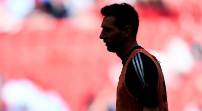 পিএসজি সমর্থকদের দুয়ো, মানতে পারছেন না মেসি