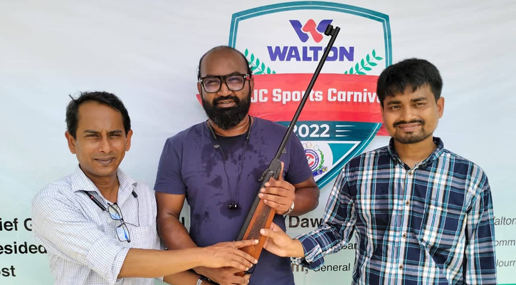 শুটিংয়ে চ্যাম্পিয়ন আবীর