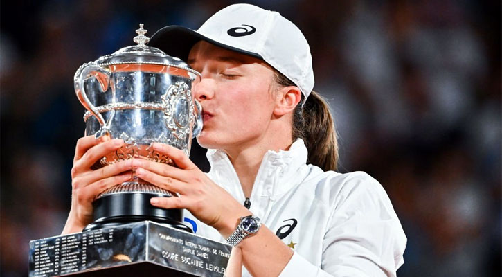 গাউফের স্বপ্ন ভেঙে চ্যাম্পিয়ন শিয়াওতেক