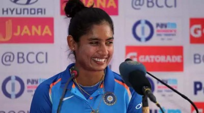 ২৩ বছরের ক্যারিয়ারের ইতি টানলেন মিতালি