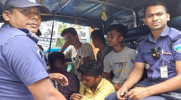 ব্রাহ্মণবাড়িয়ায় জাল ভোট দেওয়ার চেষ্টার অভিযোগে আটক ৩৭