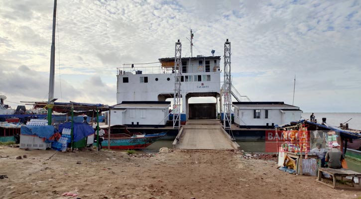 পদ্মা সেতু: মাঝিকান্দি-শিমুলিয়া রুটে ফেরি চলাচল বন্ধ