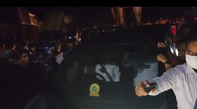 দেবিদ্বারের বারকামতায় এমপি-উপজেলা চেয়ারম্যান মুখোমুখি, বিক্ষোভ-অবরোধ 