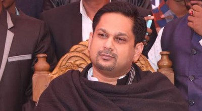 সংসদের মেম্বারস ক্লাবের সেই ঘটনার যে ব্যাখ্যা দিলেন এমপি রাজী