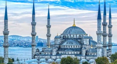 ঐতিহাসিক ‘নীল মসজিদ’ ইস্তাম্বুলের অনন্য সৌন্দর্য