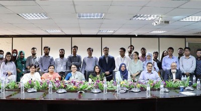 একযোগে নানাবিধ ওষুধের ব্যবহার স্বাস্থ্যহানি ঘটাতে পারে