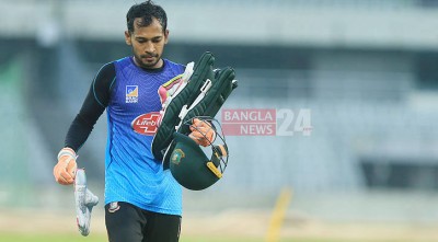 জিম করতে গিয়ে চোট, মুশফিকের পায়ে ৬ সেলাই