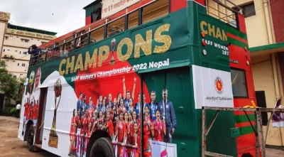 মেয়েদের শিরোপা উৎসবের অপেক্ষায় বাংলাদেশ